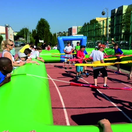 Gigantyczne Piłkarzyki, dmuchane boisko do piłki, dmuchany plac zabaw na wynajem w Szczecinie